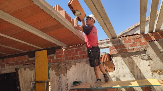 Tejado nuevo y aislamiento en La Nava De Ricomalillo ( Toledo)