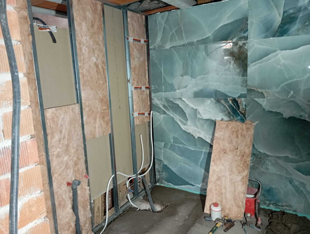 Tejado nuevo y aislamiento en La Nava De Ricomalillo ( Toledo)