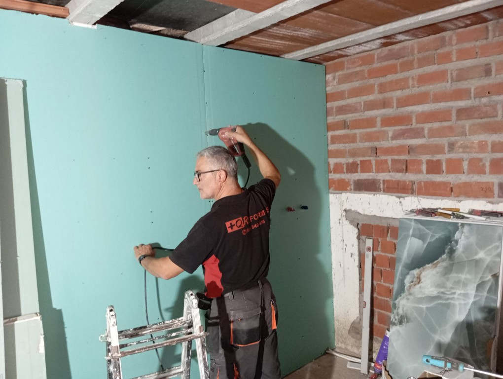 Tejado nuevo y aislamiento en La Nava De Ricomalillo ( Toledo)