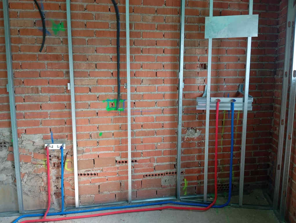 Tejado nuevo y aislamiento en La Nava De Ricomalillo ( Toledo)